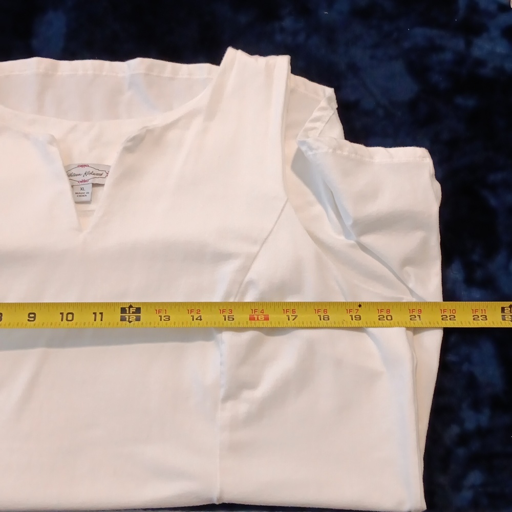 Kathleen Kirkwood Top - off white color. - Picture 4 of 4